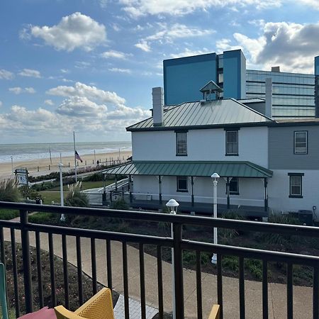 Moxy Virginia Beach Oceanfront Экстерьер фото