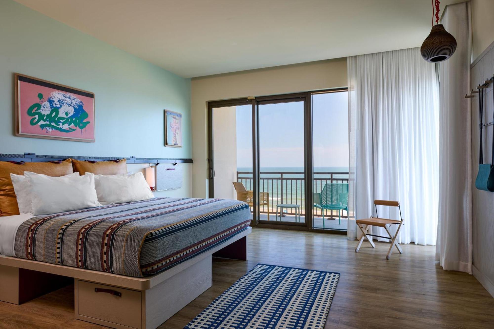 Moxy Virginia Beach Oceanfront Экстерьер фото