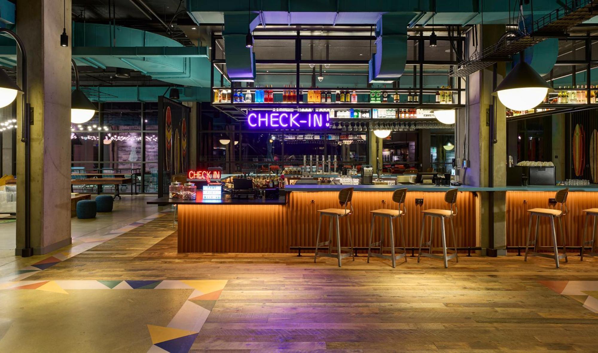 Moxy Virginia Beach Oceanfront Экстерьер фото